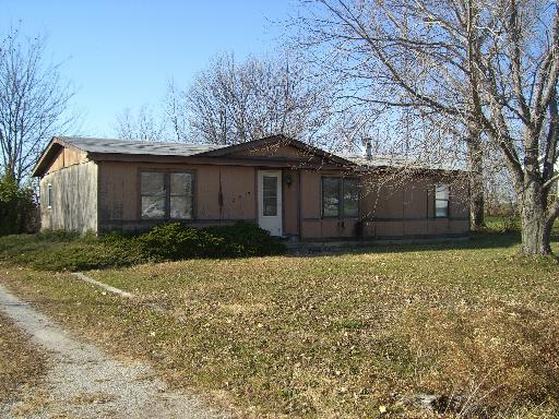 2877 E 752nd Rd., Utica, IL 61373