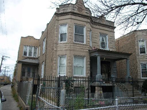 814 N Drake, Chicago, IL 60644