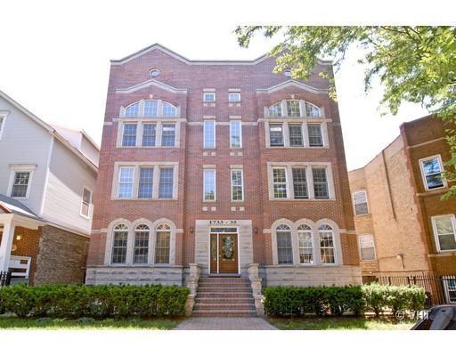 1733 W Roscoe Ave. #2E, Chicago, IL 60657