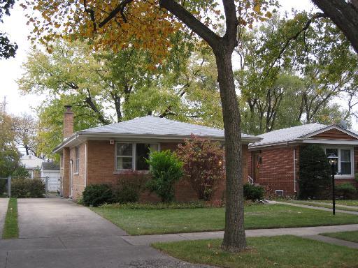 9309 Lockwood Ave., Skokie, IL 60077