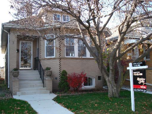 3128 N 77 Th Ct., Elmwood Park, IL 60707