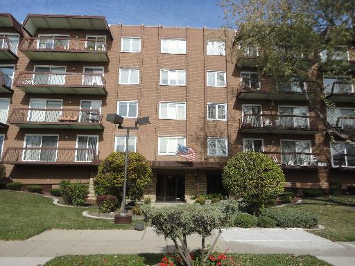 8100 W Foster Ln. #403, Niles, IL 60714