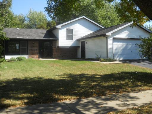 304 Delaware Dr., Bolingbrook, IL 60440