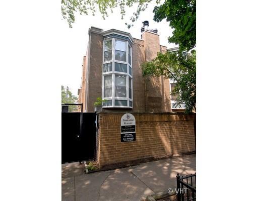 1114 W Altgeld St. #B2, Chicago, IL 60614