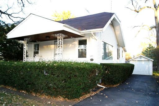 471 Lowell Ave., Glen Ellyn, IL 60137