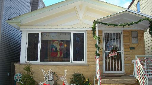 2900 N Woodard St., Chicago, IL 60618