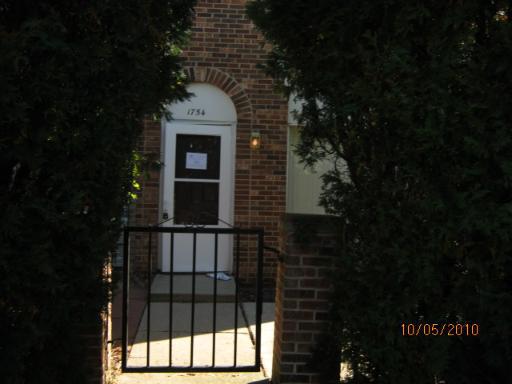 1754 Raleigh Ln., Hoffman Estates, IL 60195