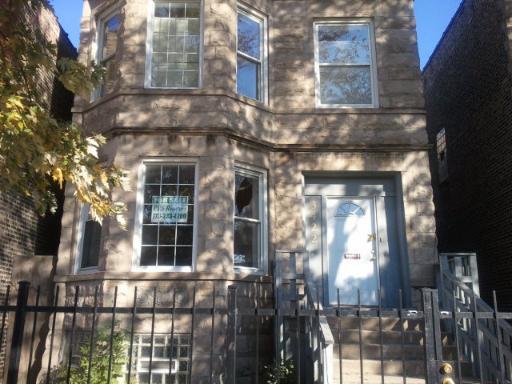 3422 W Chicago Ave., Chicago, IL 60651