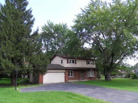 1235 Pleasant Dr., Elgin, IL 60123