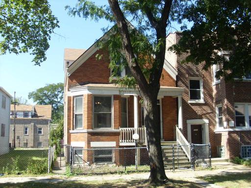 7552 S Champlain Ave., Chicago, IL 60619