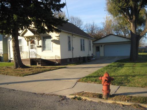 326 Maple St., Oglesby, IL 61348