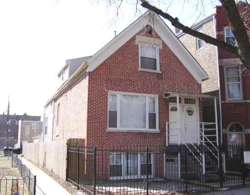 2707 W Potomac Ave., Chicago, IL 60622
