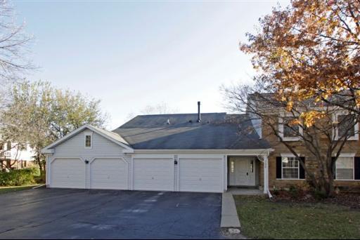 135 Century Ct. #M2, Schaumburg, IL 60193