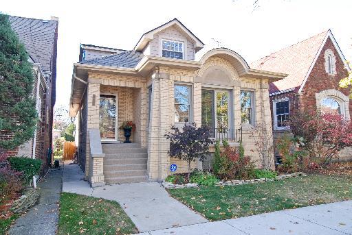 5814 N Drake Ave., Chicago, IL 60659