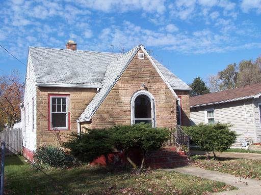 917 W Bowditch Ave., Aurora, IL 60506