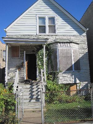 2737 N Central Park Ave., Chicago, IL 60647