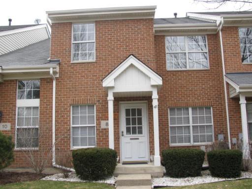 8 Saint Moritz Ct., Elmhurst, IL 60126