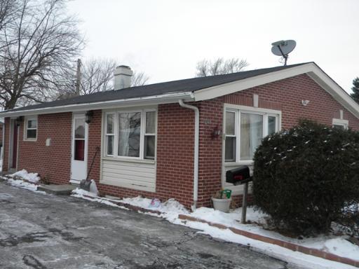 1248 Navajo Dr., Carpentersville, IL 60110