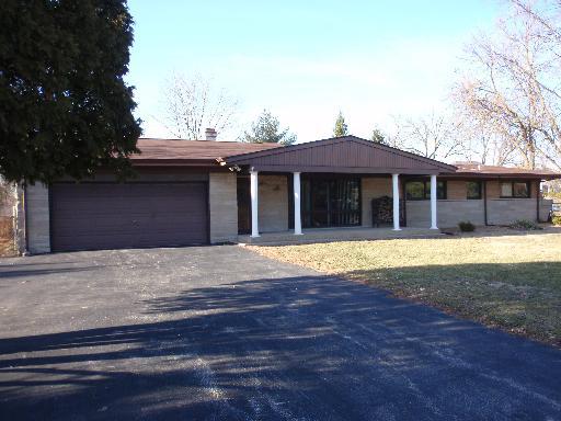 22710 W Main St., Plainfield, IL 60544