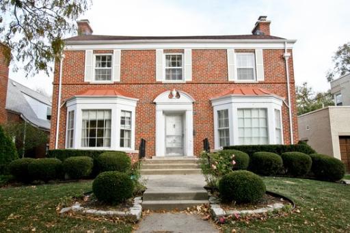 9305 S Oakley, Chicago, IL 60643