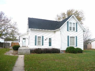 195 S Elm St., Herscher, IL 60941