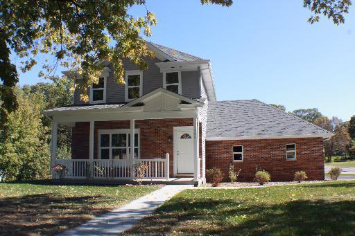 1300 Arthur Ave., Joliet, IL 60432