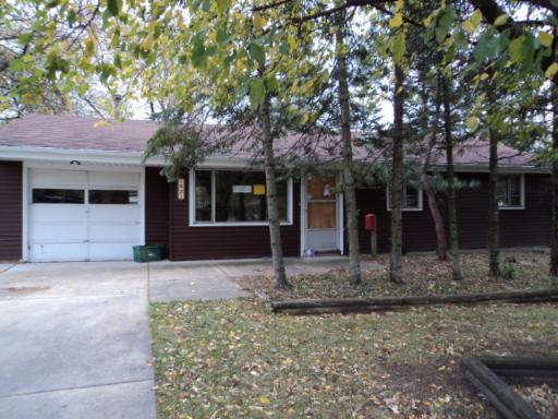 1831 Wedgewood Ln., Schaumburg, IL 60193