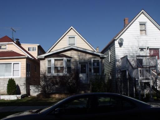 3942 W Argyle Ave., Chicago, IL 60625