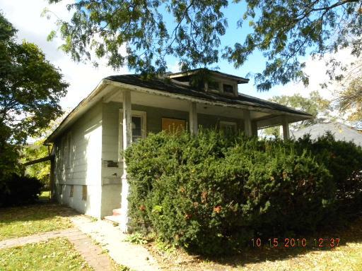 332 S East Ave., La Grange, IL 60525