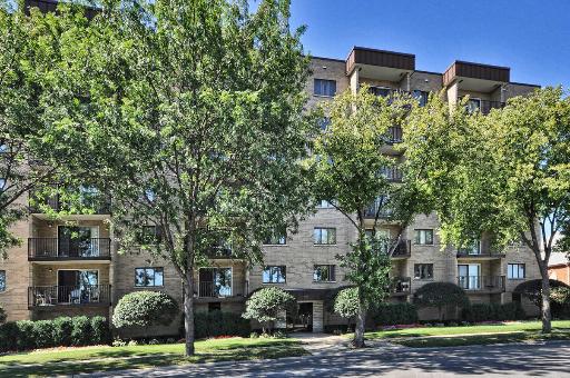 700 S Graceland Ave. #701, Des Plaines, IL 60016
