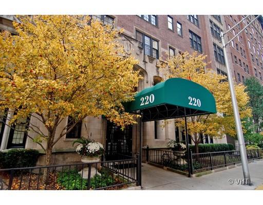 220 E Walton St. #8W, Chicago, IL 60611
