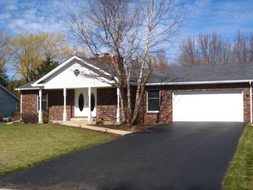 6136 Fireside Dr., Rockford, IL 61114