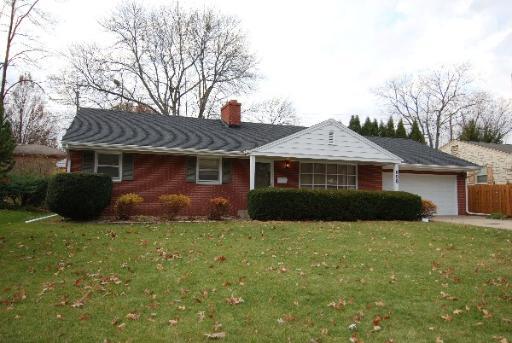 808 Wood Rd., Rockford, IL 61107