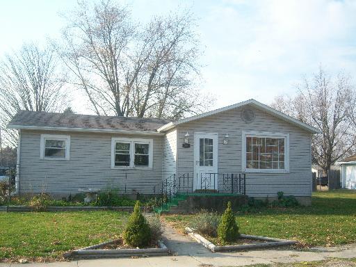 208 Church St., Lamoille, IL 61330