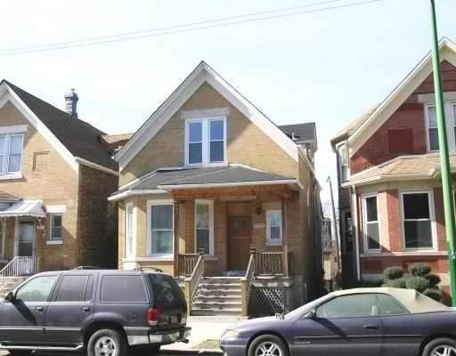 2722 N Sacramento St., Chicago, IL 60647