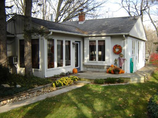 2120 Colby Dr., Mchenry, IL 60050