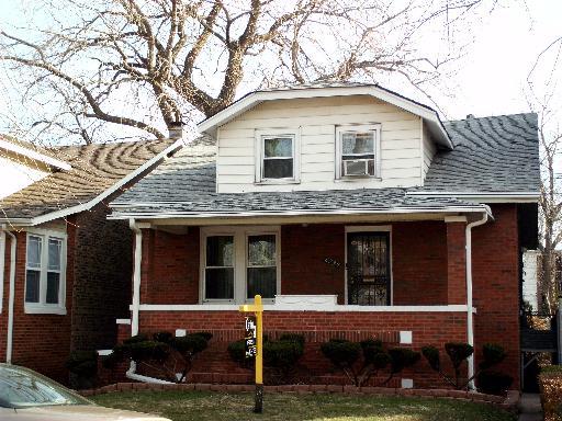 6739 S St Lawrence Ave., Chicago, IL 60637