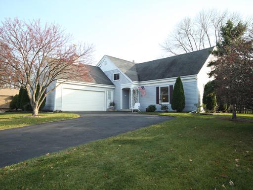 1032 Maple Ln., Batavia, IL 60510