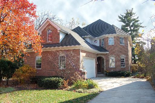 59 Sheridan Ave., Clarendon Hills, IL 60514