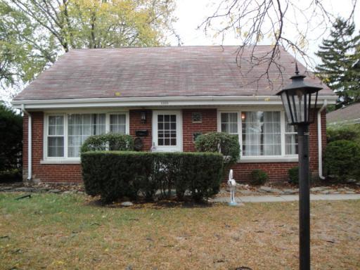 5325 Carol St., Skokie, IL 60077