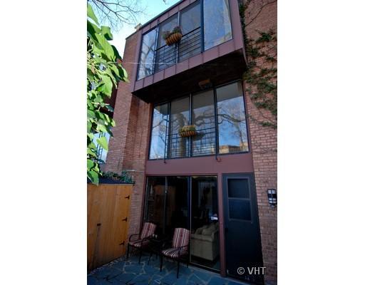 2204 N Burling St., Chicago, IL 60614