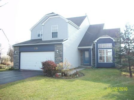 1923 Prairie Path Ln., Carpentersville, IL 60110