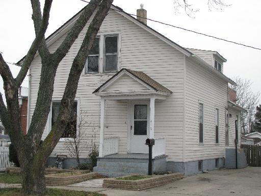 417 Front St., Aurora, IL 60505