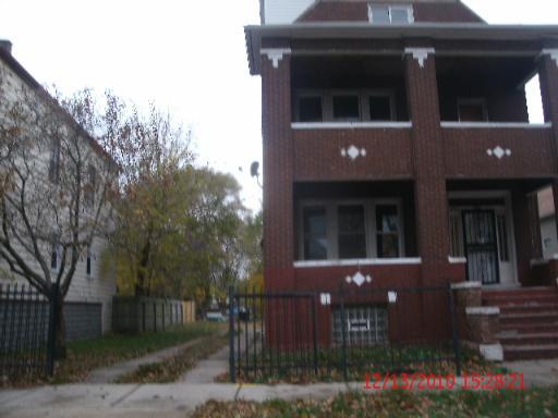 8518 S Marquette Ave., Chicago, IL 60617