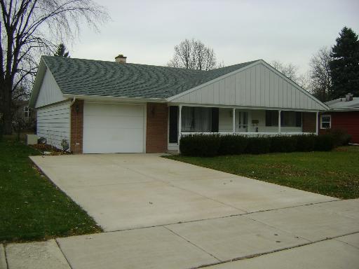 2211 Avalon Ave., Joliet, IL 60435