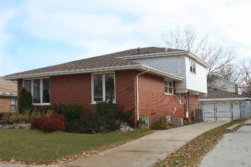 10417 S Keeler Ave., Oak Lawn, IL 60453