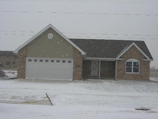 1600 Eagle Bluff Dr., Bourbonnais, IL 60914