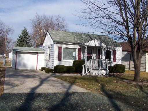 306 E Wilson Ave., Machesney Park, IL 61115