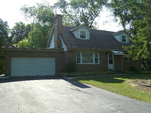 5S241 Middle Rd., Naperville, IL 60563