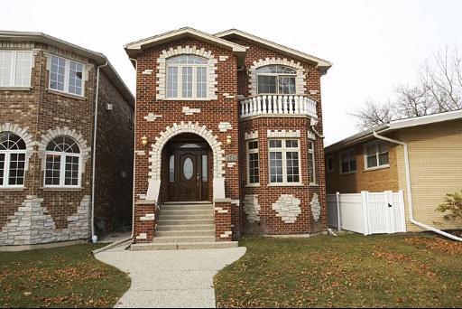 7502 W Ainslie St., Harwood Heights, IL 60706